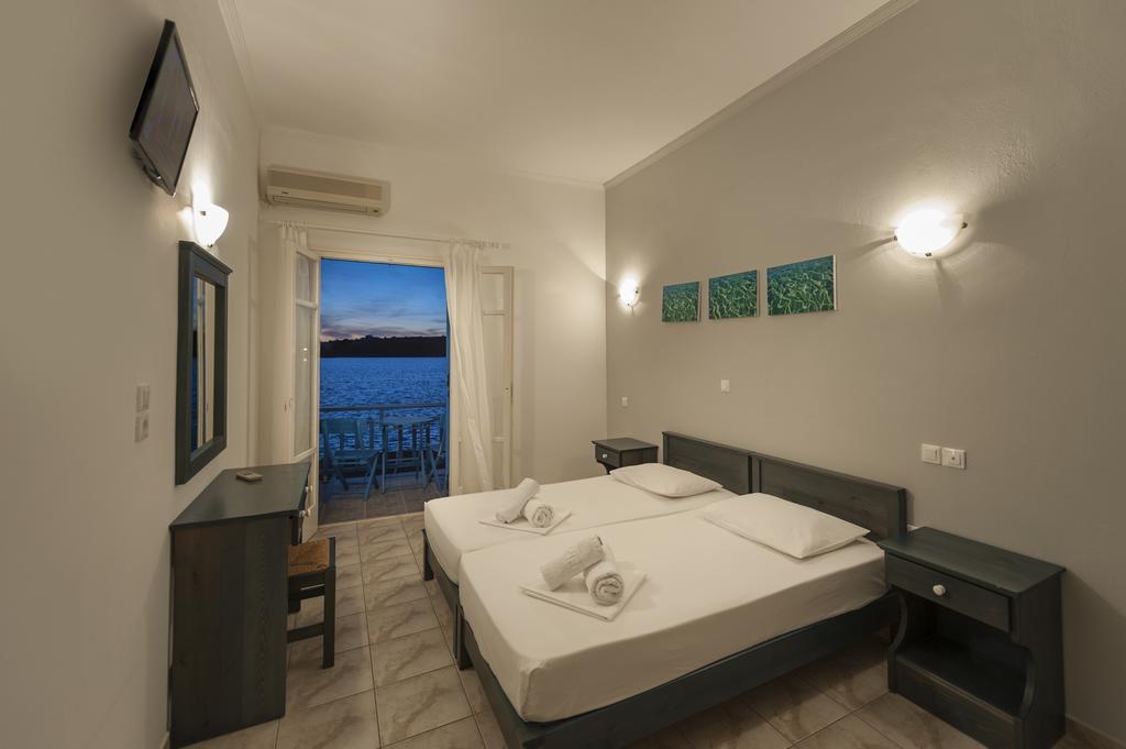 Angeliki Seaside Hotel Alikí Eksteriør bilde